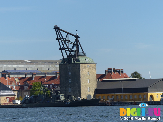 FZ031924 Old crane in Copenhagen docks